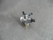 AUDI A8 S8 4H 4.0 TFSI POMPA PALIWA 079127025AH