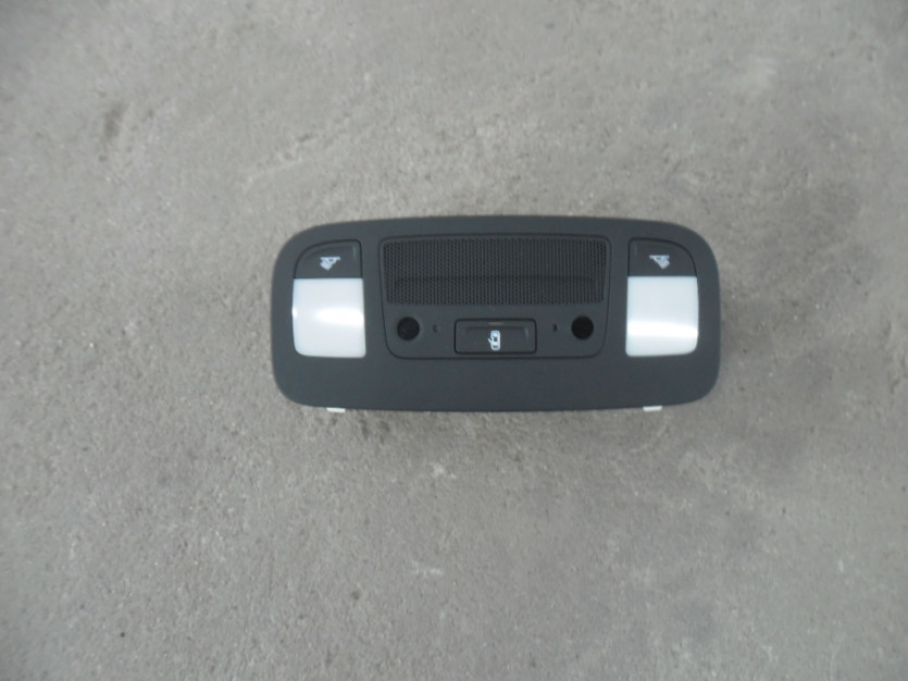AUDI A3 8V CABRIO LAMPKA PODSUFITKI 8V7947135AA