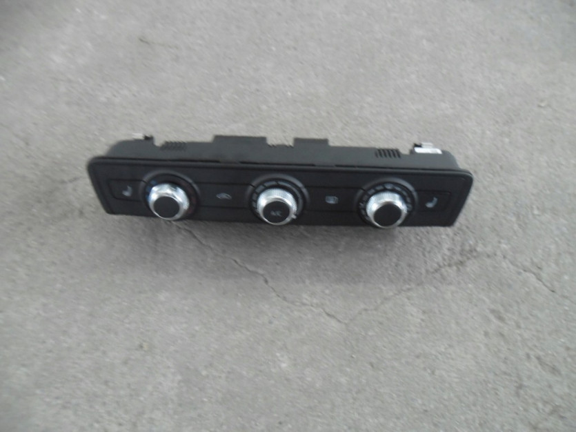 AUDI A3 8V CABRIO PANEL KLIMATYZACJI 8V0820047G