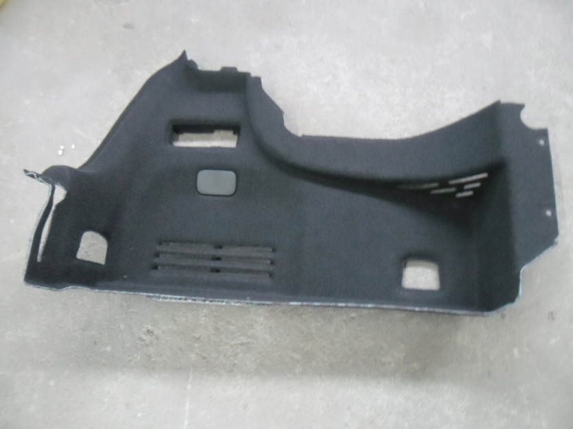 AUDI A3 8V LIFT CABRIO BOCZEK BAGAZNIKA 8V7863879B