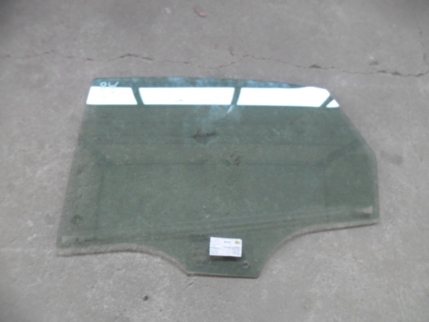 AUDI A4 8W B9 TFSI SZYBA LEWY TYL SEDAN 8W5845205