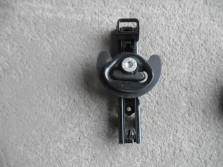 AUDI A4 8W B9 SUWAK PASA LEWY 4M0857819