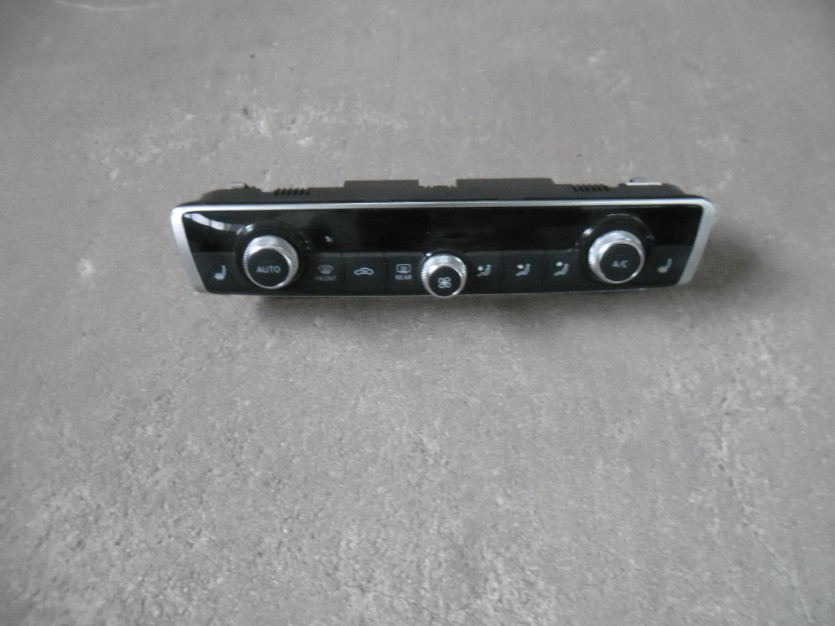 AUDI A3 8V 2014 PANEL STEROWANIA 8V0820043A