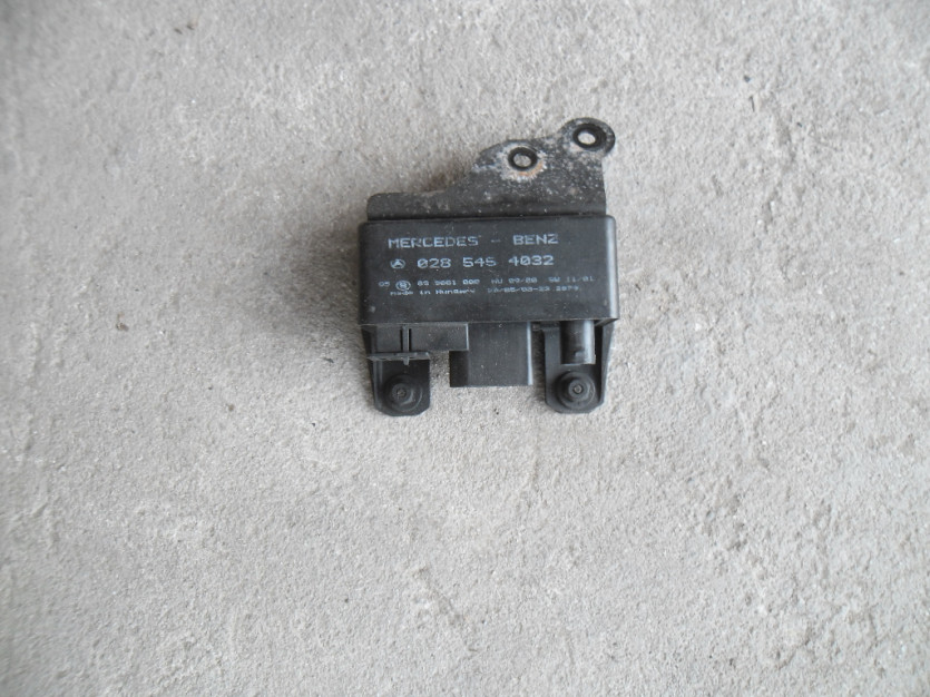 MERCEDES CLK W209 2003 MODUL STEROWNIK 0285454032