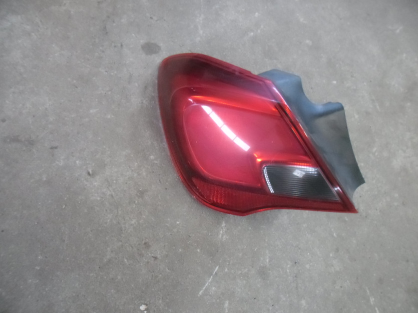 OPEL CORSA E LAMPA LEWA TYL 13428455