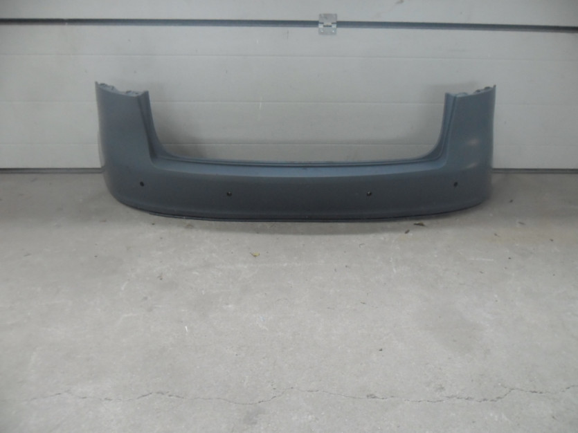 VW GOLF V PLUS 5M ZDERZAK TYLNY 5M0807421