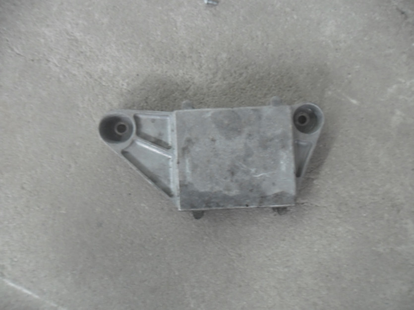 JAGUAR XE 2016 WSPORNIK ALUMINIOWY GX73-4B148-CB