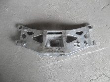 JAGUAR XE WSPORNIK SKRZYNI BIEGOW GX73-5060-CB