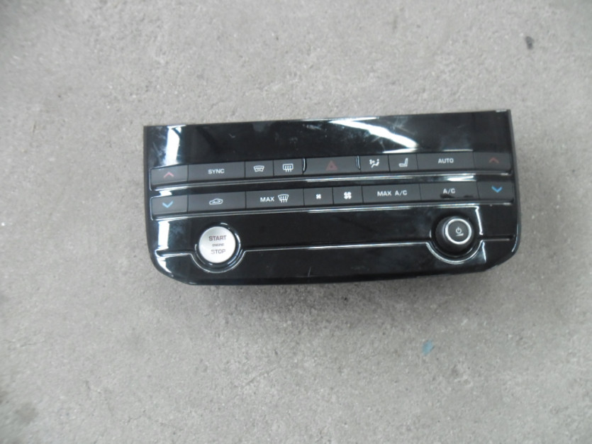 JAGUAR XE 2016 PANEL KLIMATYZACJI GX73-18C858-SF
