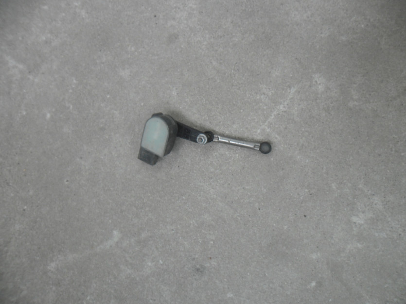 JEEP GRAND CHEROKEE CZUJNIK ZAWIESZENIA 68164814AB