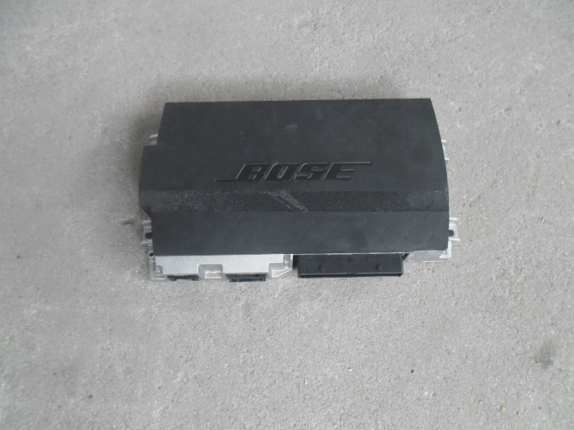 AUDI A6 4G C7 2013 WZMACNIACZ BOSE 4G0035223B