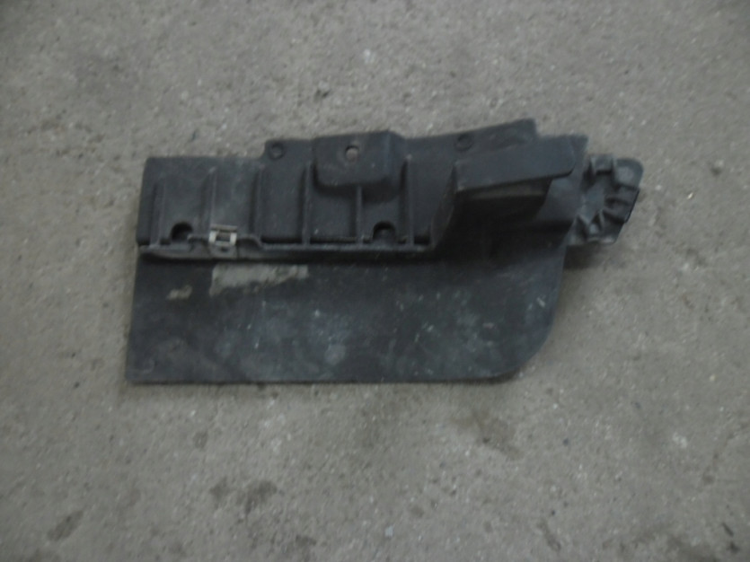 VW ATLAS TERAMONT SPOJLER NADKOLA LEWY 3CN854855