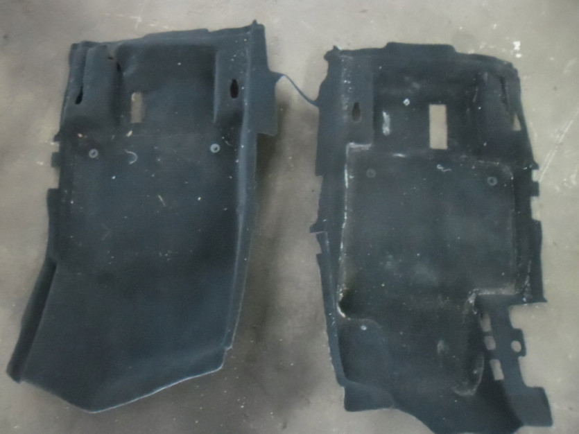 VW ATLAS TERAMONT DYWAN WYKLADZINA PRZOD 3CN863103