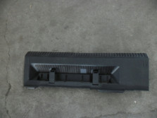 VW POLO 6R OSLONA PASA TYL TYLNEGO 6R6863485