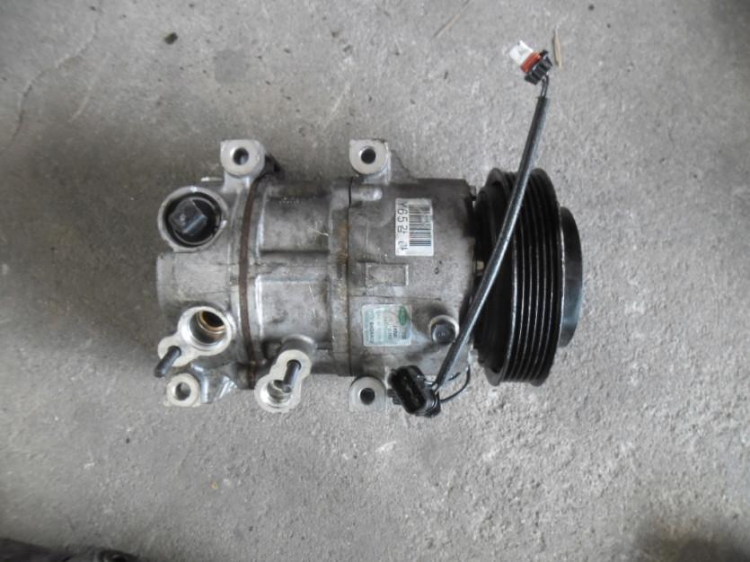 KOMPRESOR KLIMATYZACJI HYUNDAI IX35 1.6 1KNA0765