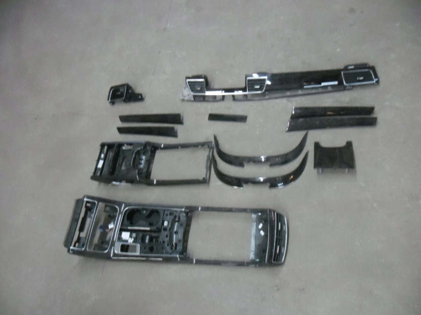 AUDI A8 4H D4 LIFT OSLONY OZDOBNE DEKOR LISTWY