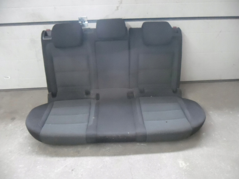 VW GOLF VI 6 5K KANAPA TYL TYLNA