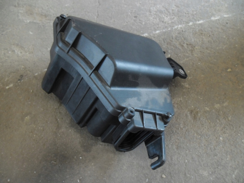 AUDI A8 4H D4 2013 OBUDOWA BEZPIECZNIKOW 4H0937118