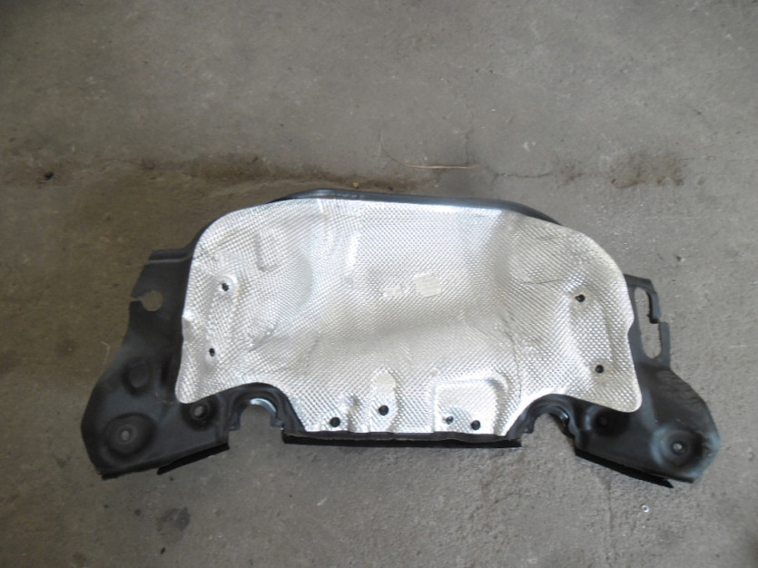 AUDI A8 4H D4 2013 SCIANA GRODZIOWA PRZOD 4H081952