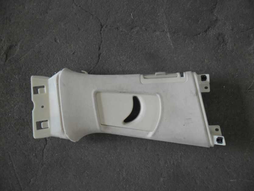 AUDI A8 4H D4 2013 OSLONA SLUPKA PRAWA 4H0867240C/