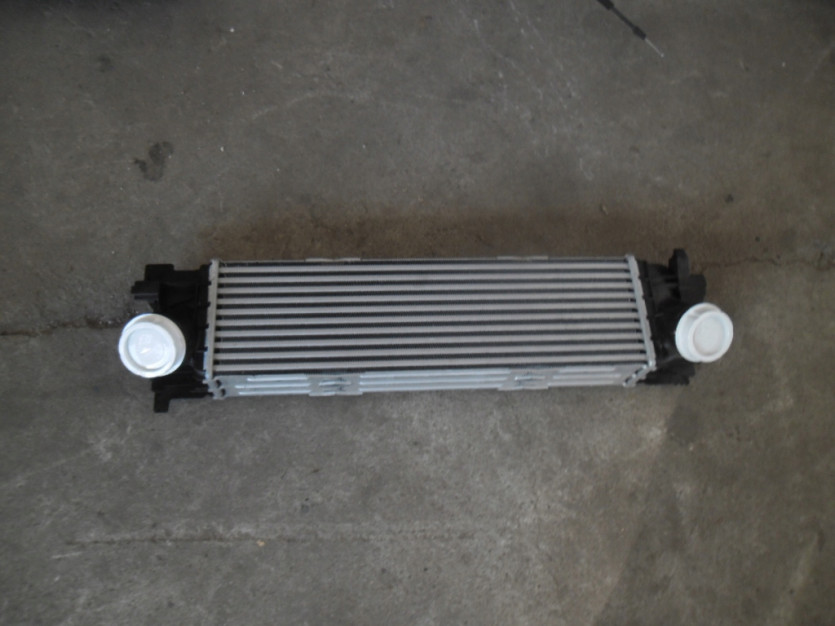 BMW 3 G20 320i 320d INTERCOOLER NOWY 8592701