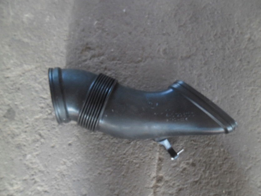 AUDI A8 4H D4 4.2 FSI RURA SSACA POWIETRZA PRAWA