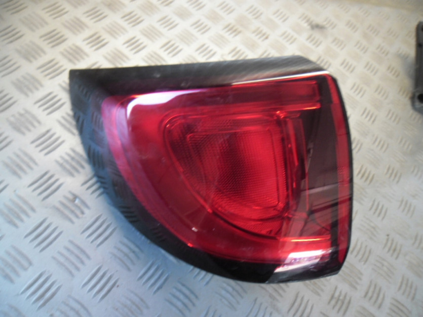 CHRYSLER PACIFICA S LIMITED LAMPA LEWA TYŁ