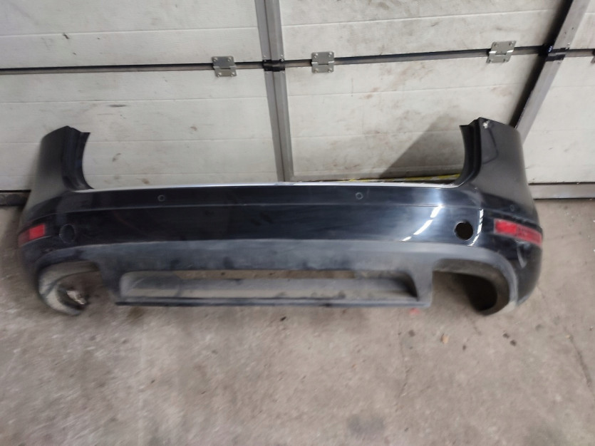VW TOUAREG II 2011 7P ZDERZAK TYL TYLNY 4XPDC