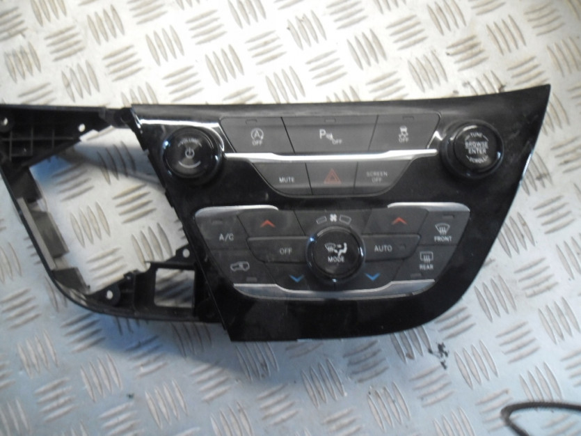 CHRYSLER PACIFICA S LIMITED PANEL KLIMATYZACJI