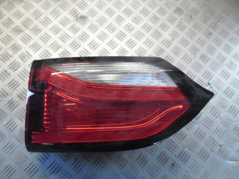 CHRYSLER PACIFICA LIMITED LAMPA PRAWA TYŁ 061219A