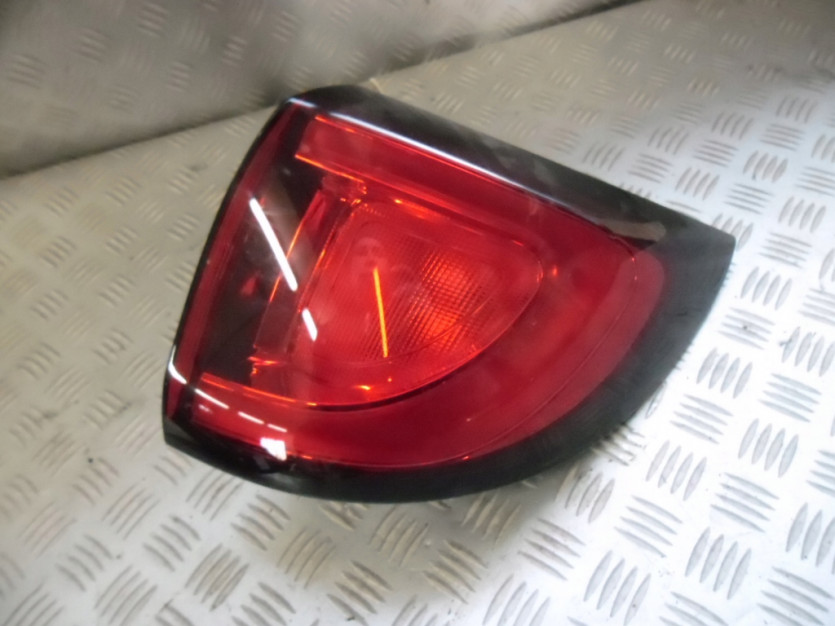 CHRYSLER PACIFICA S II 2018 LAMPA PRAWA TYL TYLNA