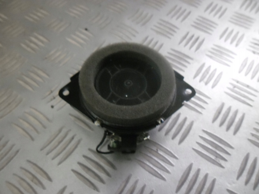 CHRYSLER PACIFICA S 2 II GLOSNIK HARMAN KARDON TYL