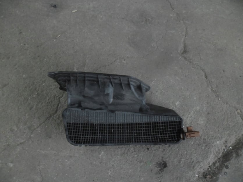 AUDI S6 C7 A6 4G WLOT POWIETRZA KABINY 4G1819504A