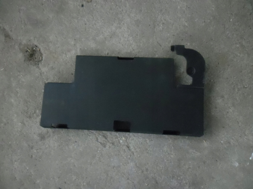 AUDI S6 C7 A6 4G POKRYWA AKUMULATORA 8K0915429