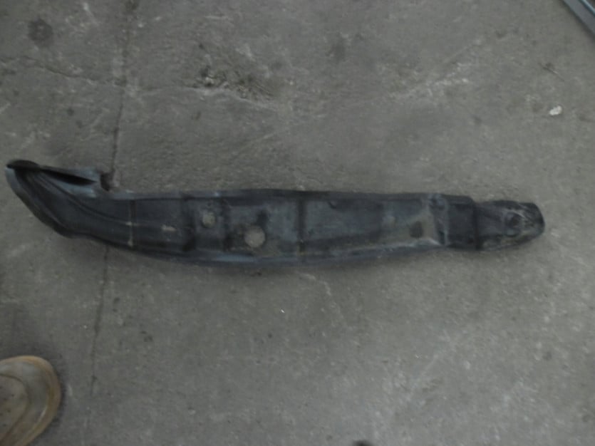 AUDI S6 C7 A6 4G OSŁONA BŁOTNIKA LEWA 4G0821111