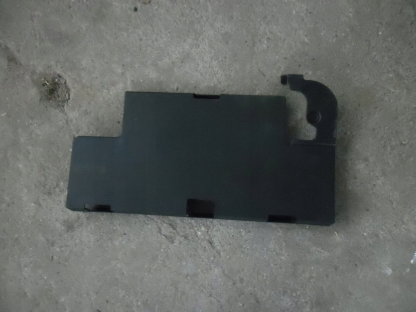 AUDI S6 C7 A6 4G POKRYWA AKUMULATORA 8K0915429