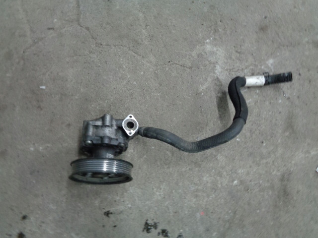 AUDI A4 8K B8 A5 2010 POMPA WSPOMAGANIA 8K0145164G