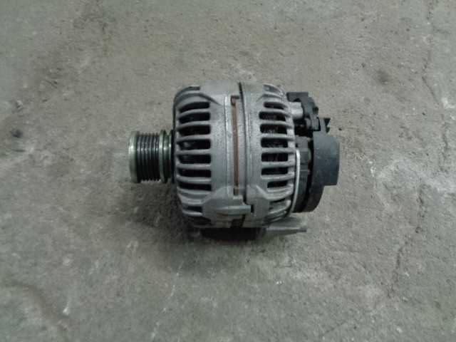 AUDI A4 8K B8 A5 2010 ALTERNATOR 03G903016E