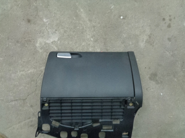 AUDI A4 8K B8 A5 2010 SCHOWEK 8K1857035B