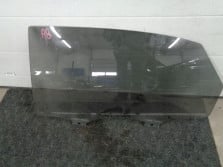 AUDI A8 4H D4 SZYBA LEWA TYL LONG KLEJONA