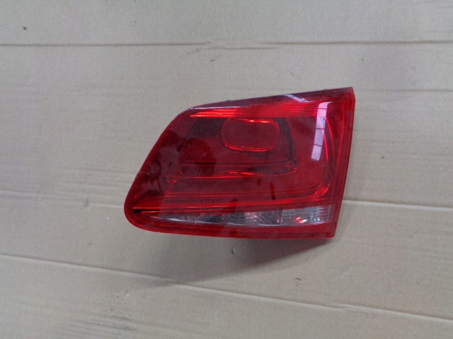 VW TOUAREG II LAMPA PRAWA TYL 7P6945094C