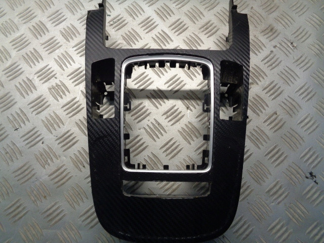 AUDI A4 8K B8 2010 PANEL SRODKOWY 8K0864261