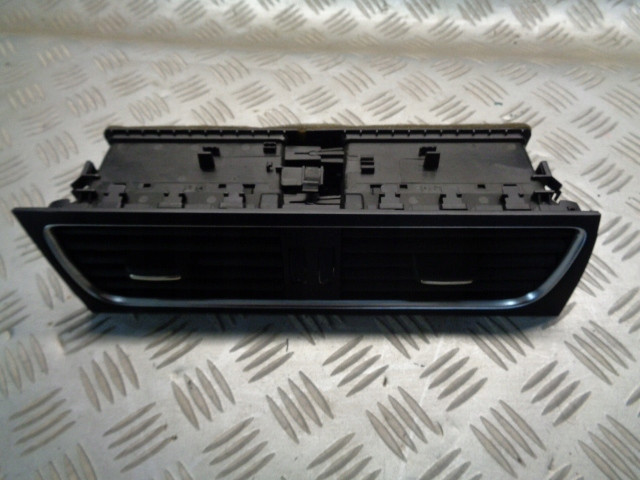 AUDI A4 8K B8 2010 KRATKA NAWIEWU 8T1820951B