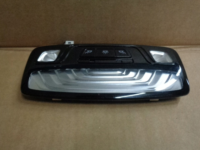 BMW 7 G11 2017 PANEL LAMPKA PODSUFITKI TYL 6848614