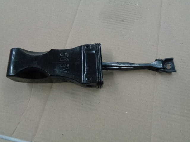 SKODA KODIAQ OGRANICZNIK DRZWI TYL 565837249