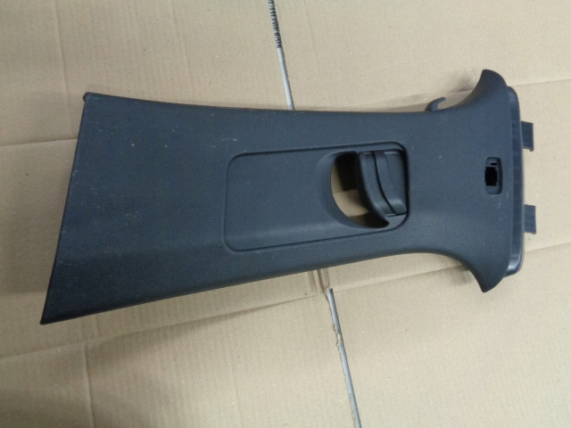 SKODA KODIAQ OSLONA SLUPKA PASA LEWA 565867243C