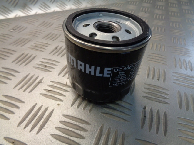 FORD FILTR OLEJU MAHLE 0C606
