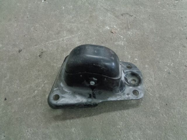 SKODA KODIAQ GNIAZDO WAHACZA LEWY TYL 1K0505129L