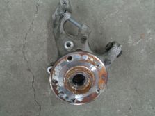 SKODA KODIAQ ZWROTNICA PIASTA PRAWA TYL 5QF505436F