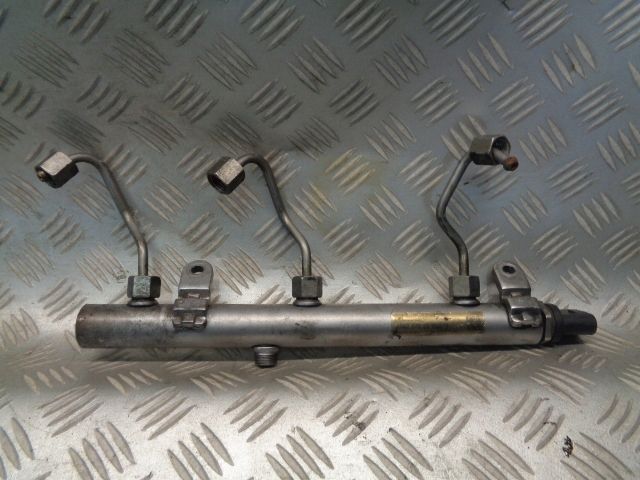 MERCEDES ML W164 LISTWA WTRYSKOWA A6420702595